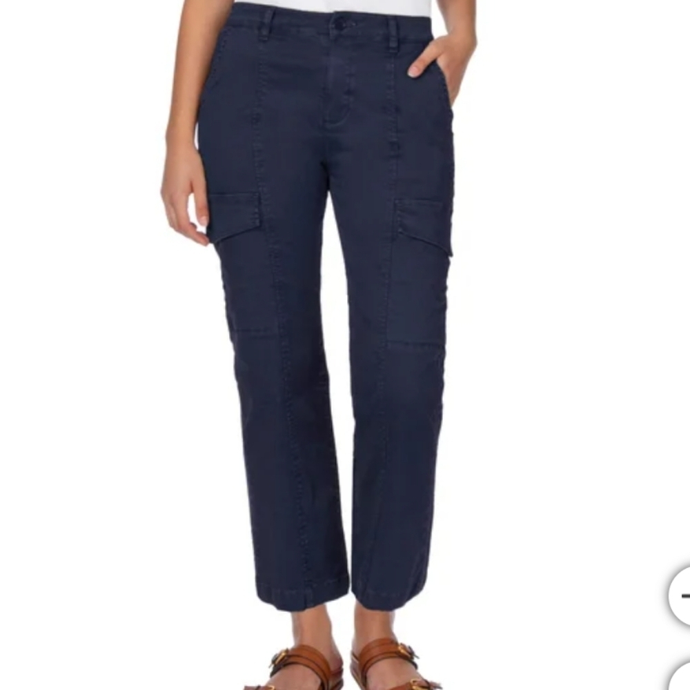NWT Well Worn Women's Cargo Pant Navy 6 12